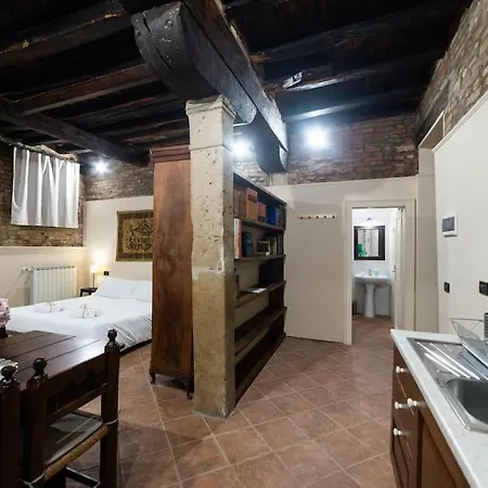 Charming Open-space Do Torri Venise